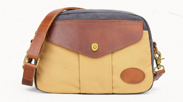 Camera Shoulder Bag | HELSINKI